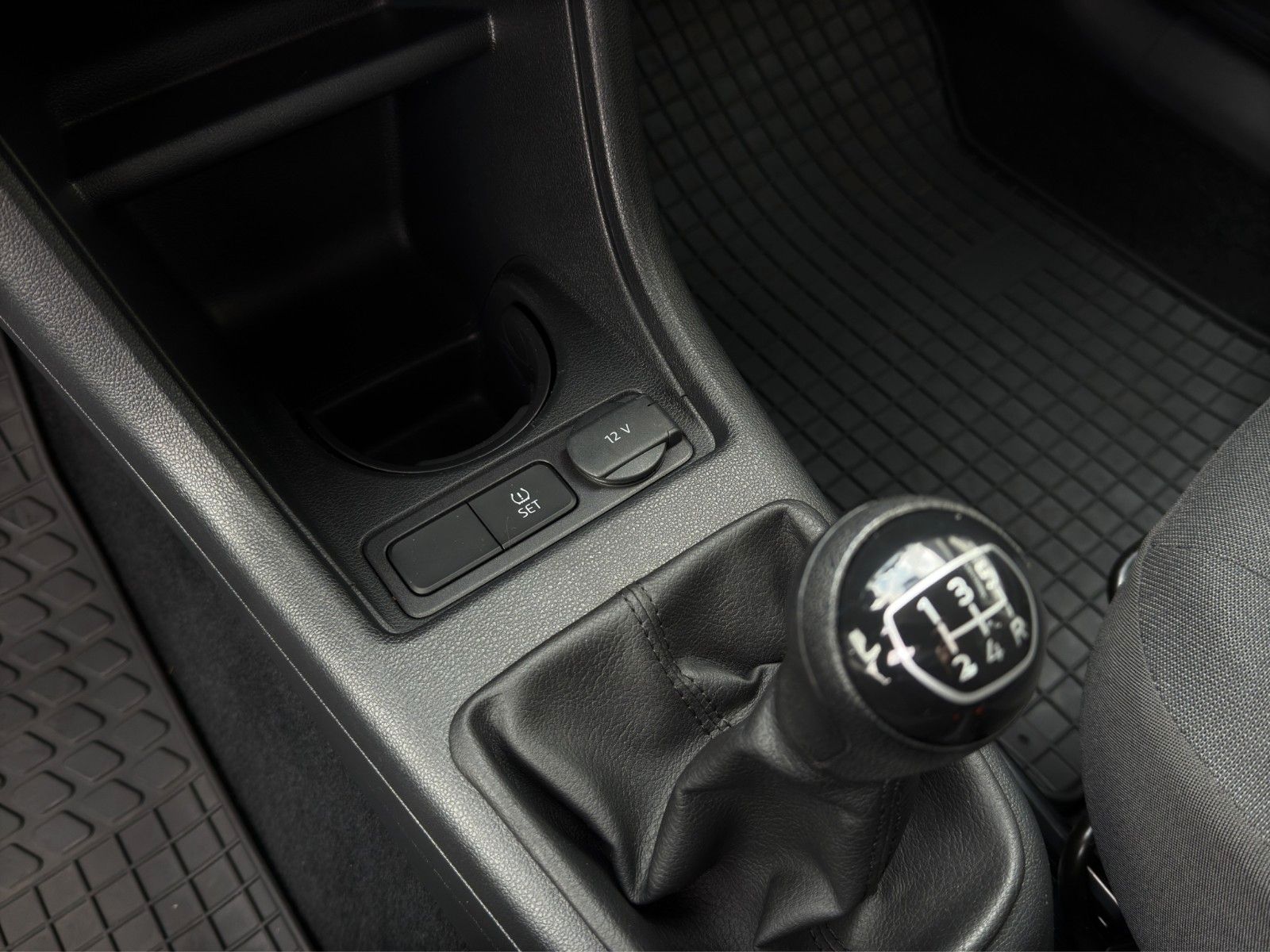 Fahrzeugabbildung Volkswagen up! move up! *Klima*Bluetooth*