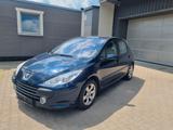 Peugeot 307 Prémium HDi FAP 110 - Peugeot 307: Premium