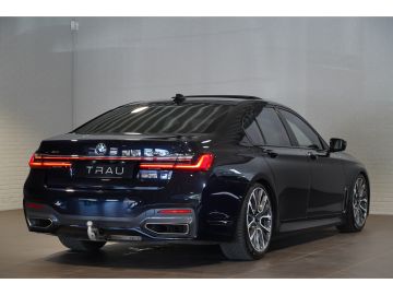 BMW 750 - 6