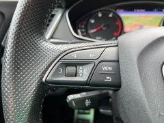 Fahrzeugabbildung Audi Q5 40TDI quattro S tronic S-LINE KEYLESS RFK AHK