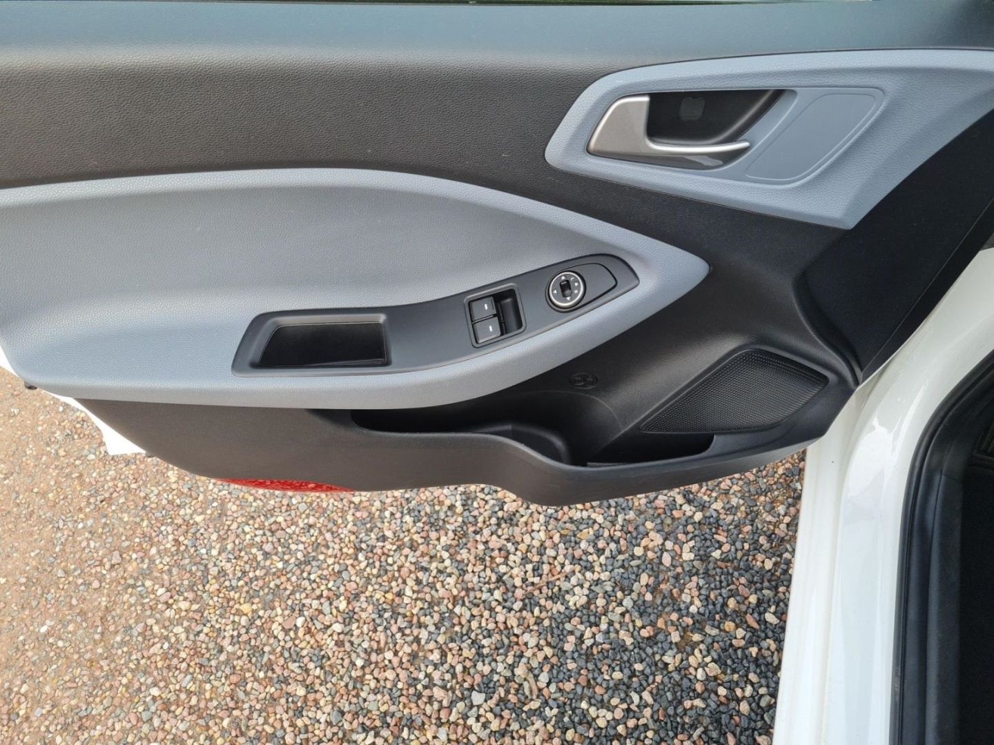 Fahrzeugabbildung Hyundai i20 1.2 Benzin M/T Tempomat, Allwetterreifen