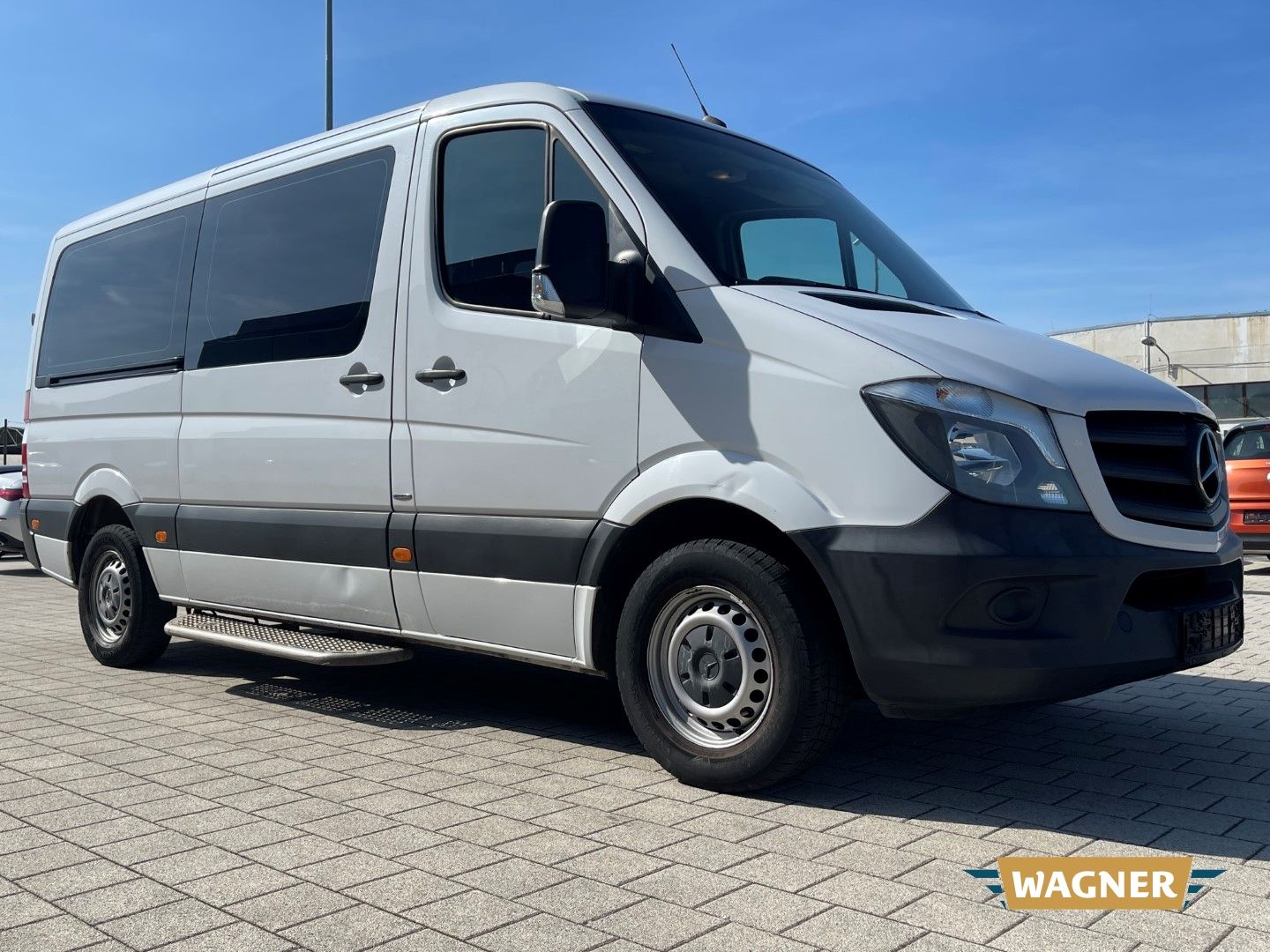 Fahrzeugabbildung Mercedes-Benz Sprinter II Kombi 214 CDI Klima 9-Sitzer