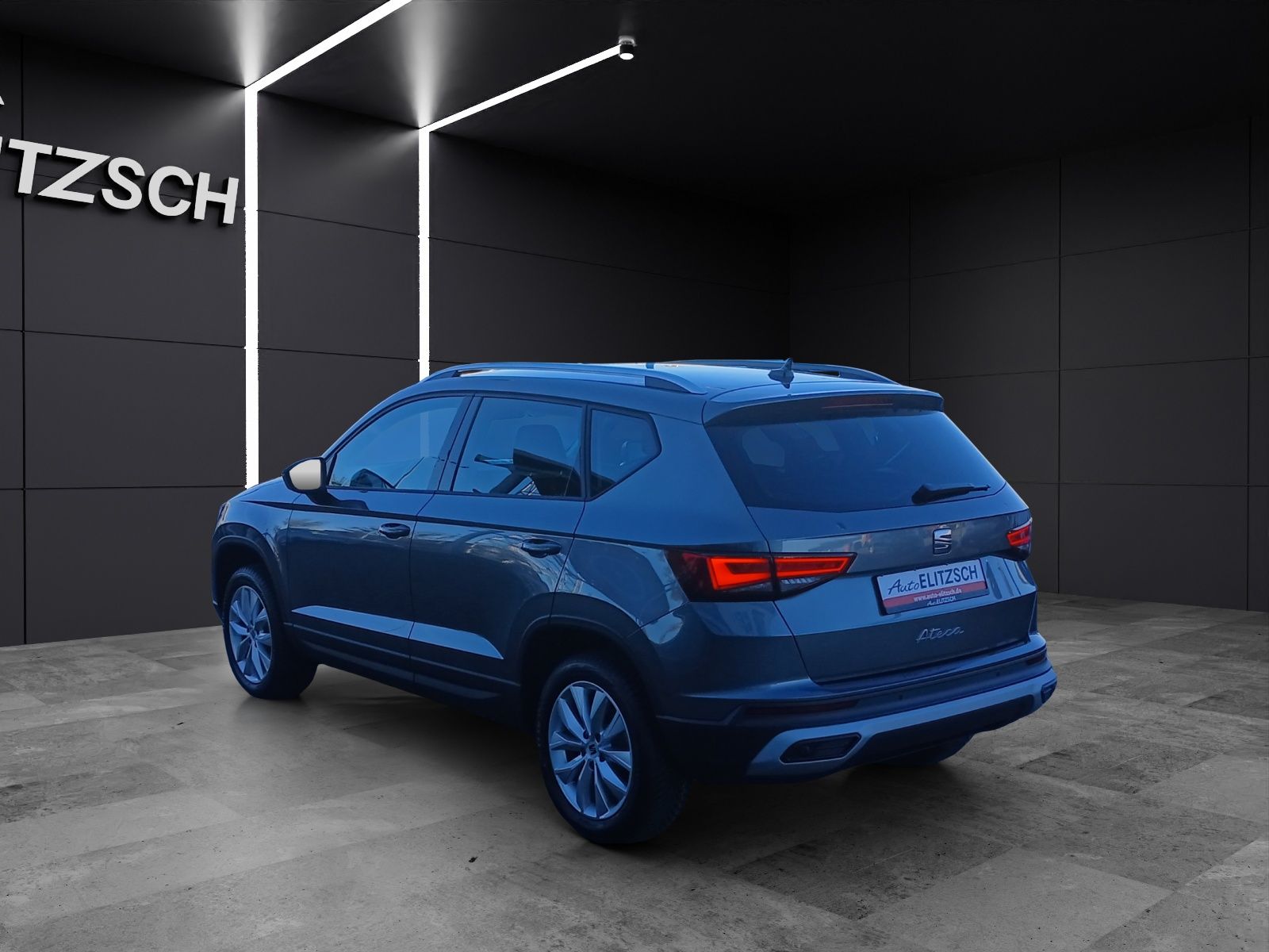 Fahrzeugabbildung SEAT Ateca 1.5 TSI DSG Road Edition LED Keyless