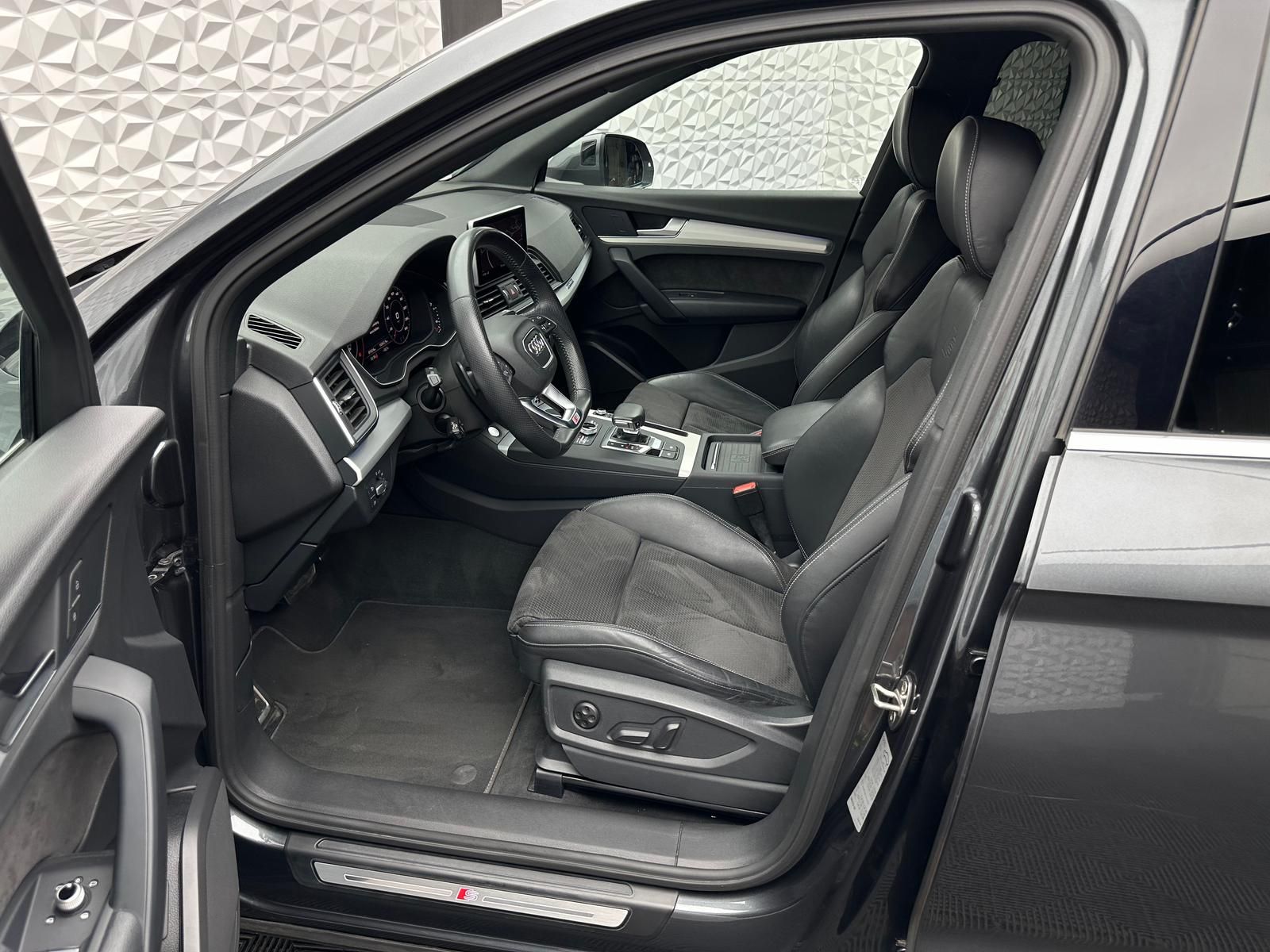 Fahrzeugabbildung Audi Q5 40TDI QUATTRO/SPORT/S-LINE/PANO/PDC/LED/AHK