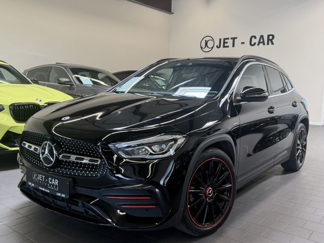 MERCEDES-BENZ GLA 200 Edition 1 AMG *LED-2.Hand-20"*