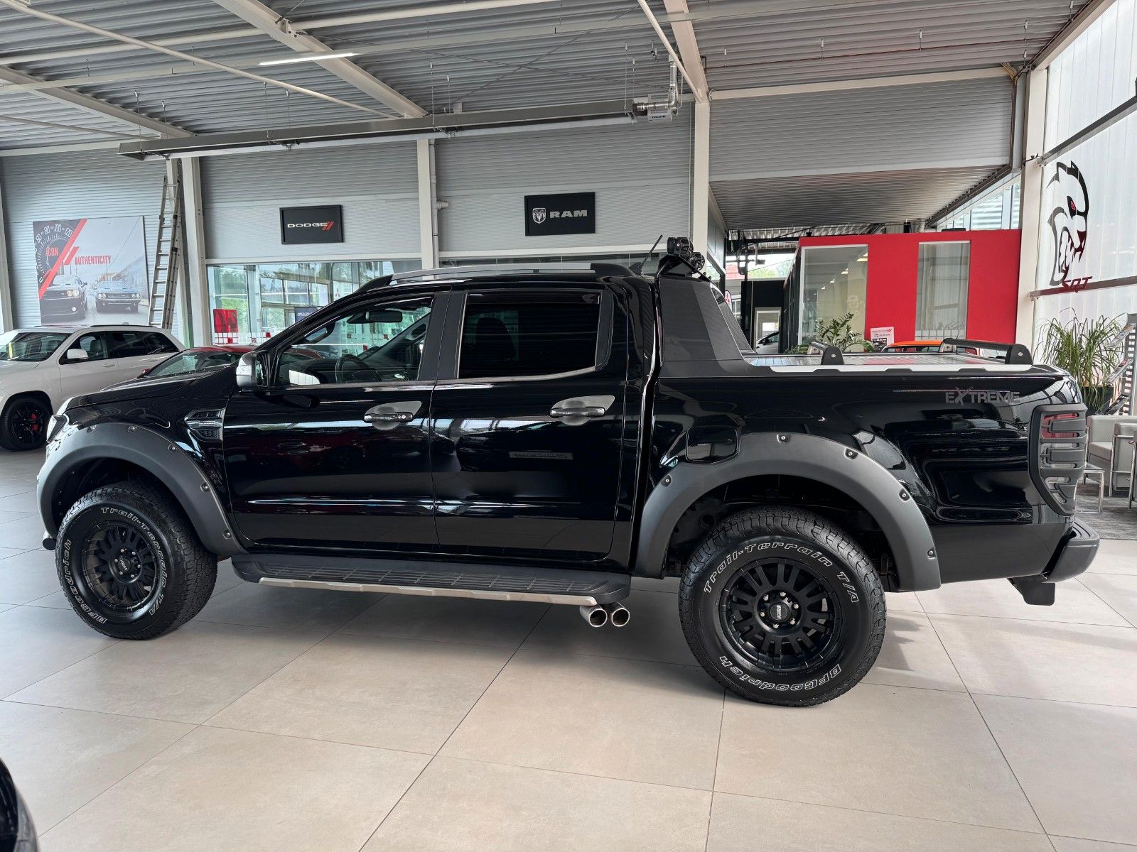 Fahrzeugabbildung Ford Ranger 2.0 TDCi Aut. Panther Wildtrak DoKa 4x4