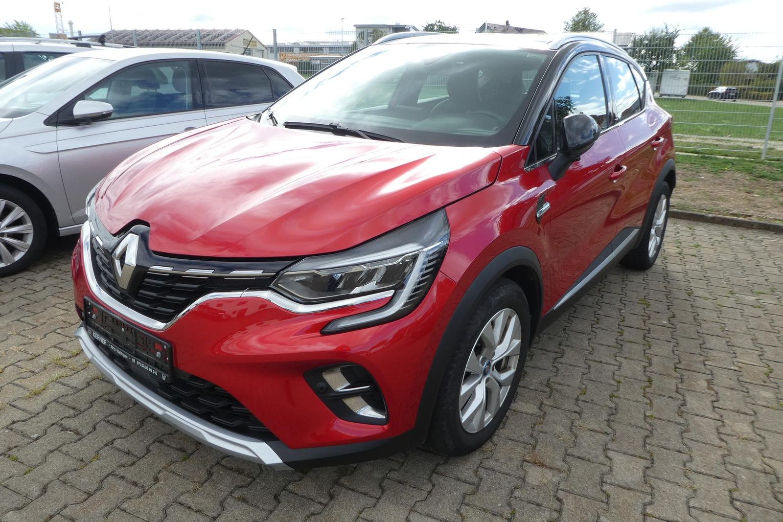 Renault Captur II 1.6 E-TECH Plug-in 160 Intens 67 kW... imagem 3