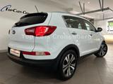 Kia Sportage 2.0 4x4*1.Hand*Leder*Pano*Navi*Xenon*E5 - Kia Sportage: Allradantrieb, 2.0