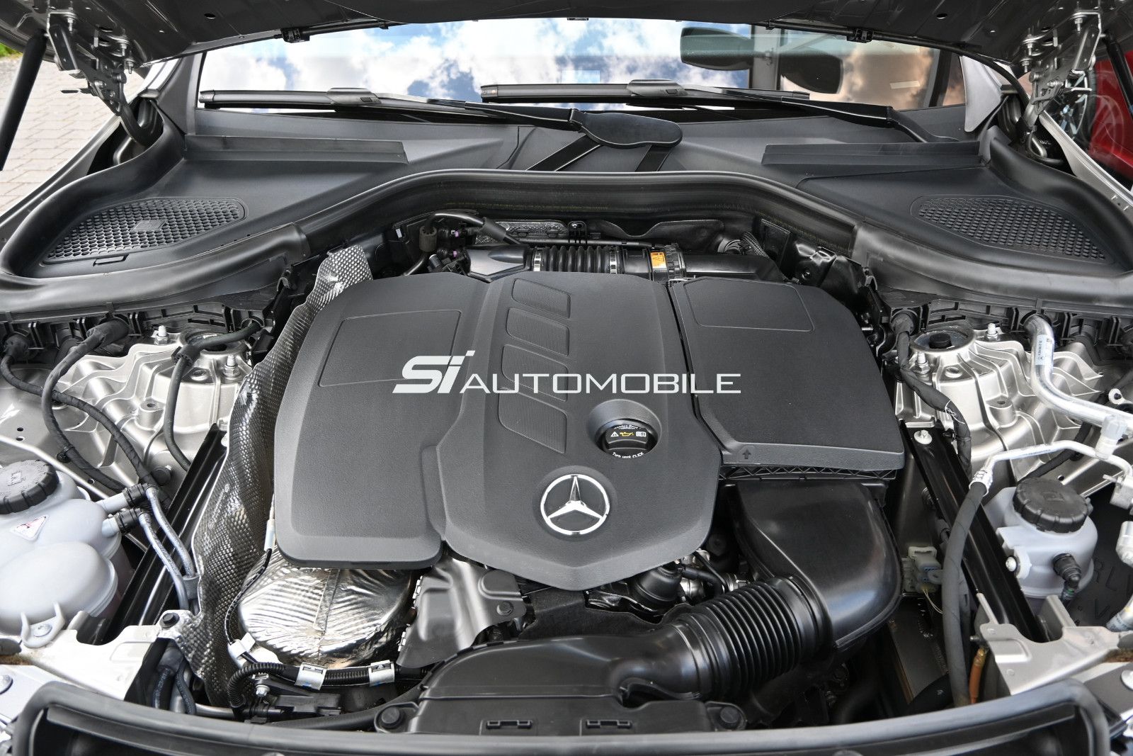 Fahrzeugabbildung Mercedes-Benz GLC 220 d 4MAT. Avantgarde °DISTRONIC°PANORAMA°