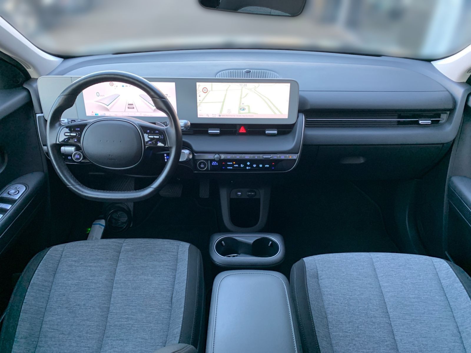 Fahrzeugabbildung Hyundai IONIQ 5 Dynamiq Elektro 72,6 kWh Wärmepumpe