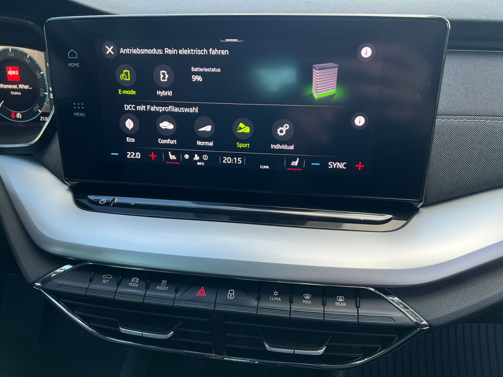 Fahrzeugabbildung SKODA Octavia III Combi iV Style 1.4 Hybrid DSG *LED,