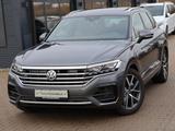 Volkswagen Touareg 4.2 TDI V8 4Motion - R-LINE / PANO / ACC - Volkswagen Touareg in Hamm