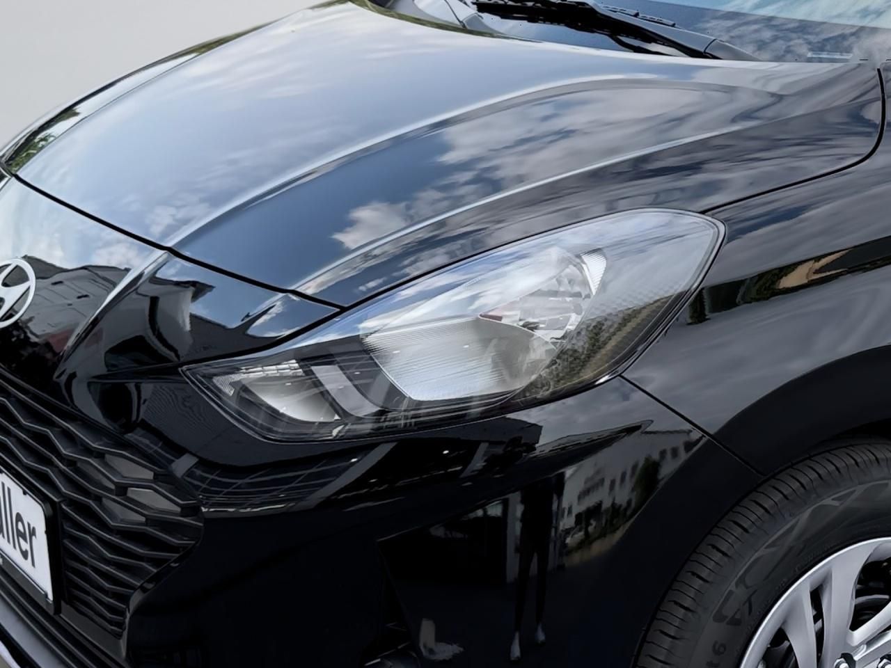 Fahrzeugabbildung Hyundai i10 SELECT SpurH