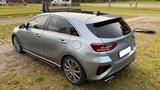 Kia Ceed 1.6 T-GDI GT *DCT7*Navi*PANO*LED*ACC*SHZ* - silberne Kia cee'd / Ceed