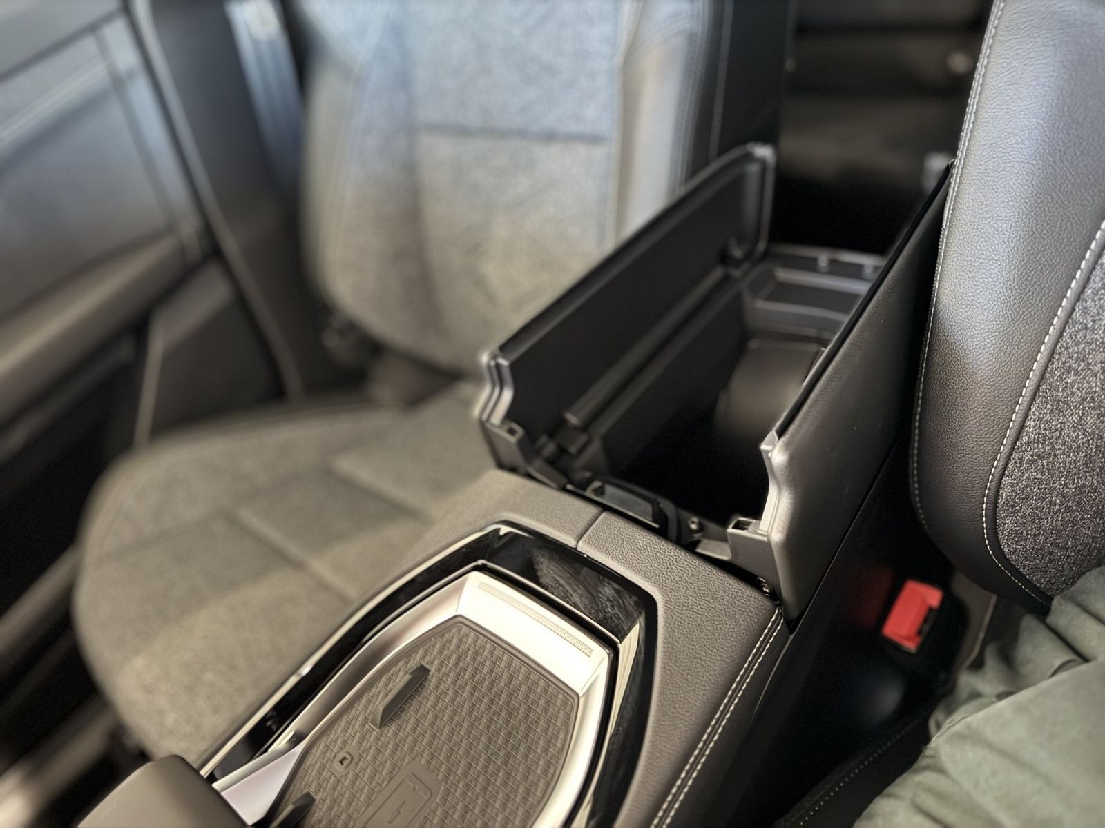 Renault Rafale - Bild 39