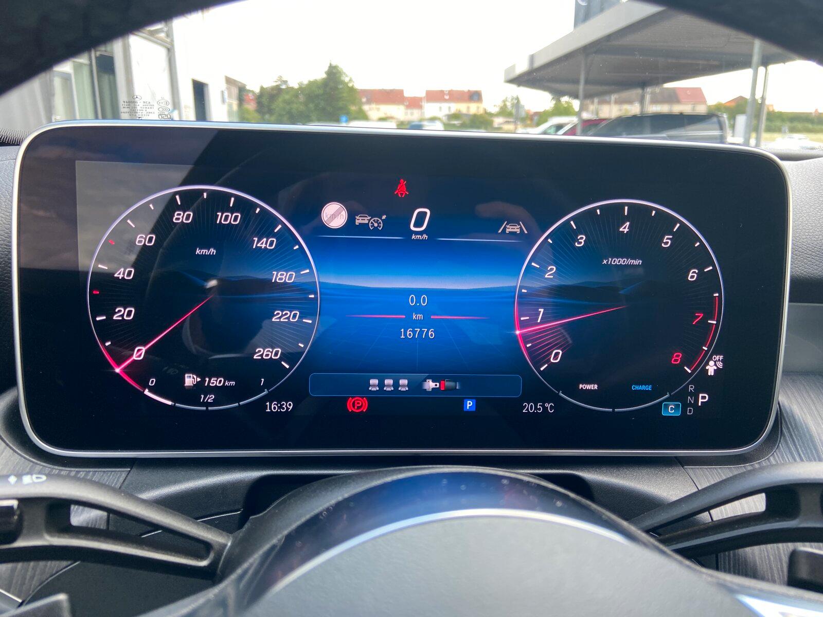 Mercedes-Benz C 180 T Avantgarde+AHK+Standhzg+RüKa+CarPlay+LED