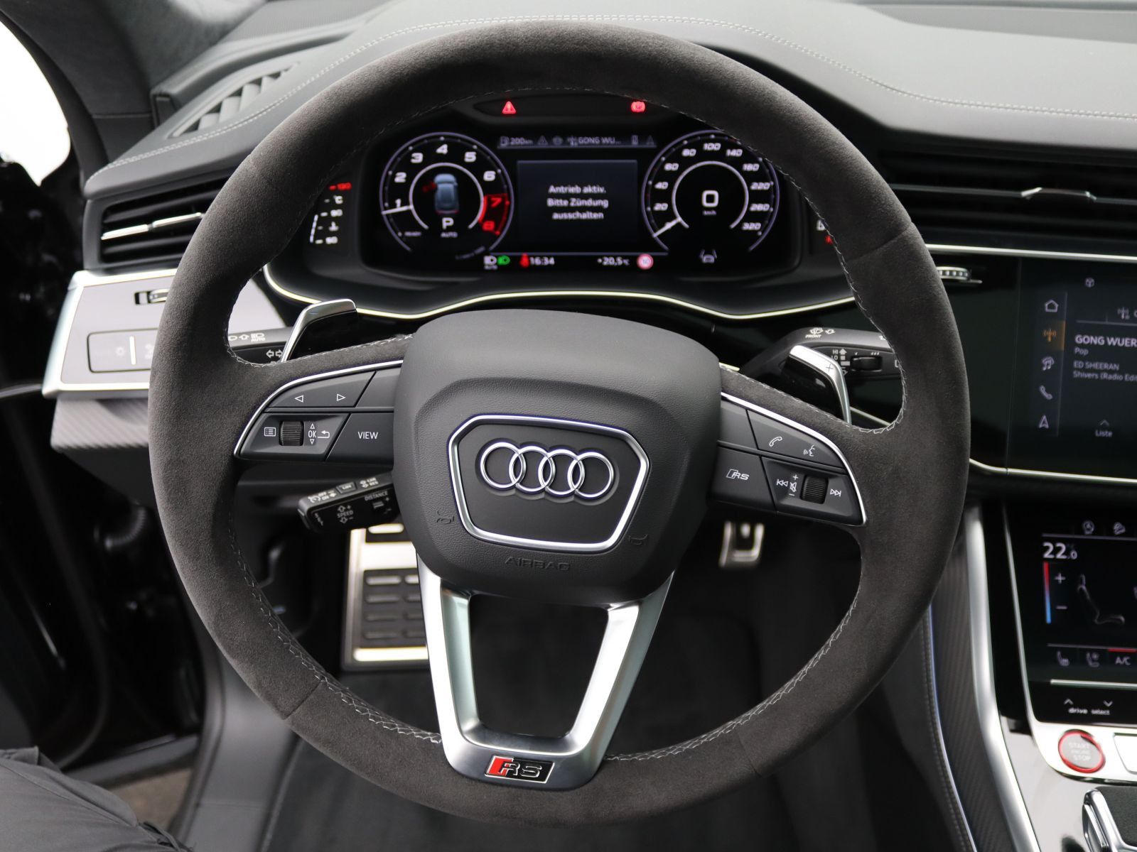 Audi RSQ8 - Bild 12