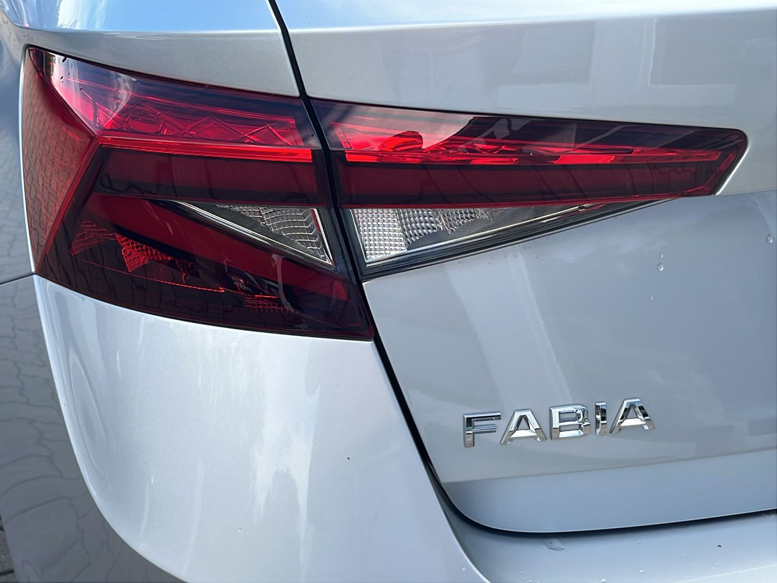 Fahrzeugabbildung SKODA Fabia SmartLink*PDC*LED*ALU*Klima*ViCo*u.v.m.**