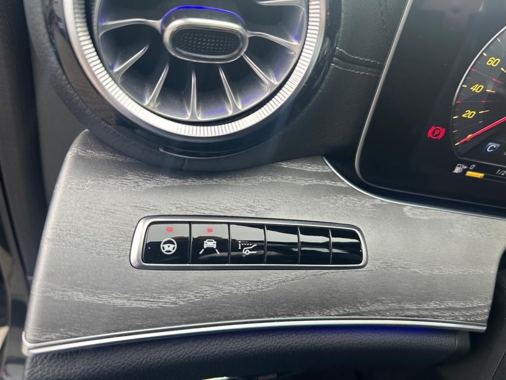 Fahrzeugabbildung Mercedes-Benz CLS 450 4M AMG ACC HUD LED Sport KeyLess Memory