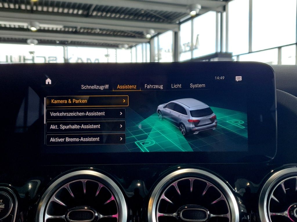 Fahrzeugabbildung Mercedes-Benz B 250 e AMG Line*Night Paket*el. Heckklappe
