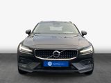 Volvo V60 Cross Country B4 D AWD Plus - Volvo in Dresden