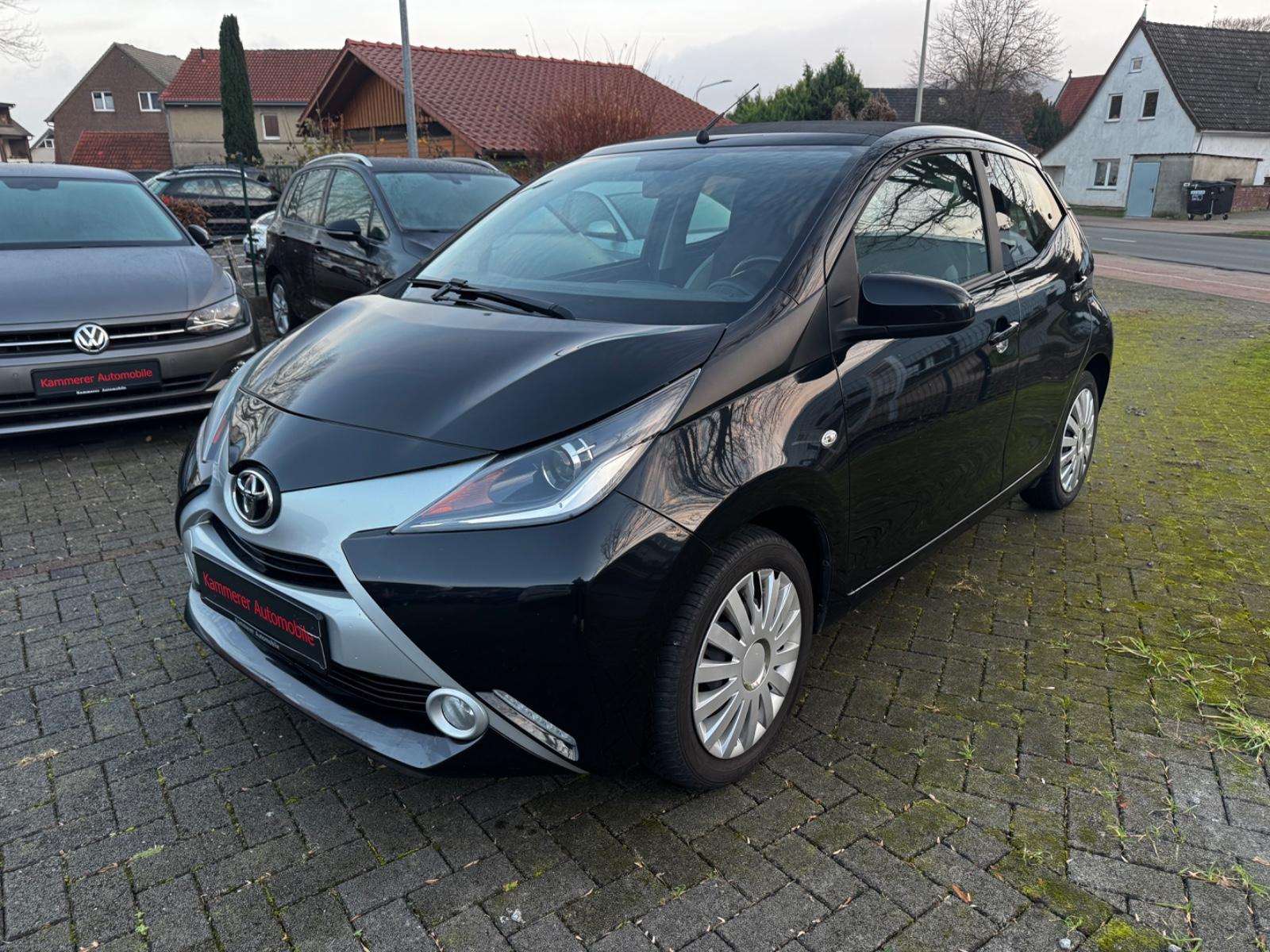Toyota Aygo AYGO x-wave  Klima Falldach