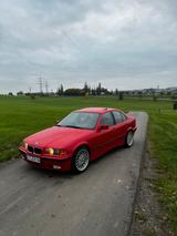 BMW e36 318i Oldtimer - BMW 318: Limousine, E36