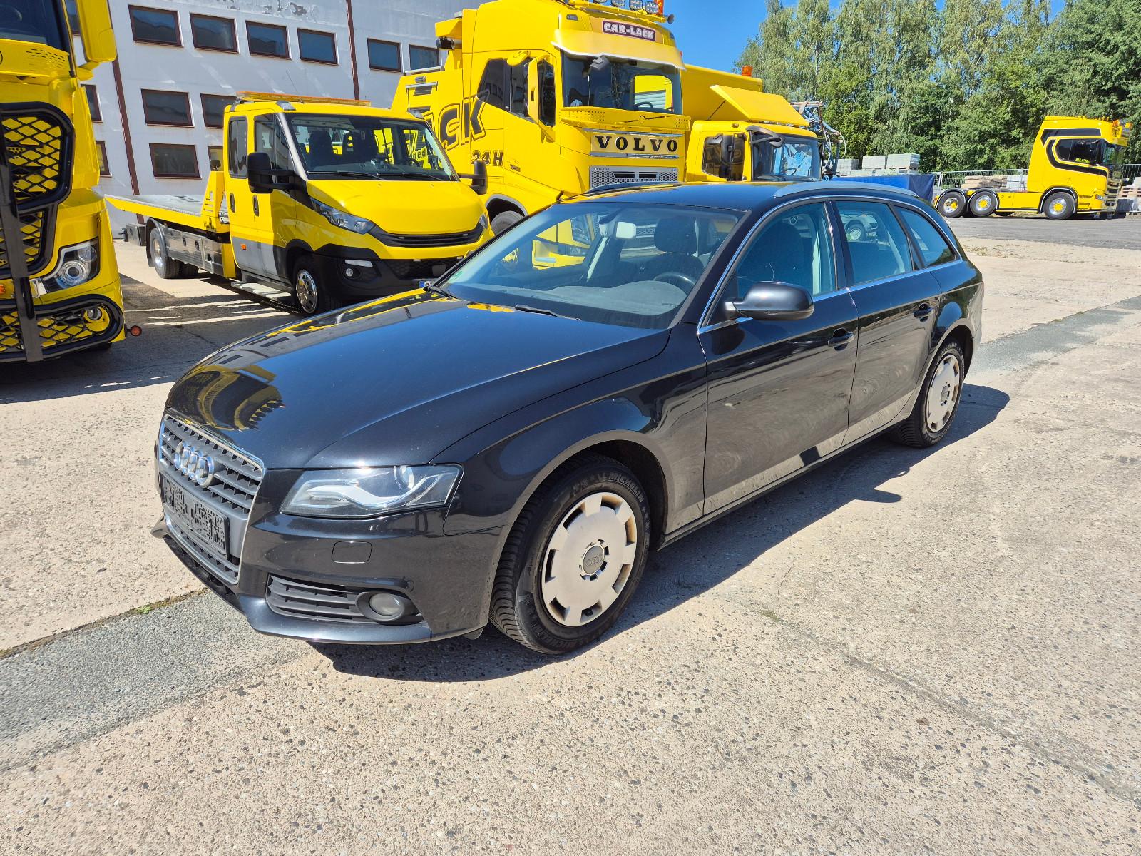 Audi A4 Avant 2.0 TDI Attraction Xenon