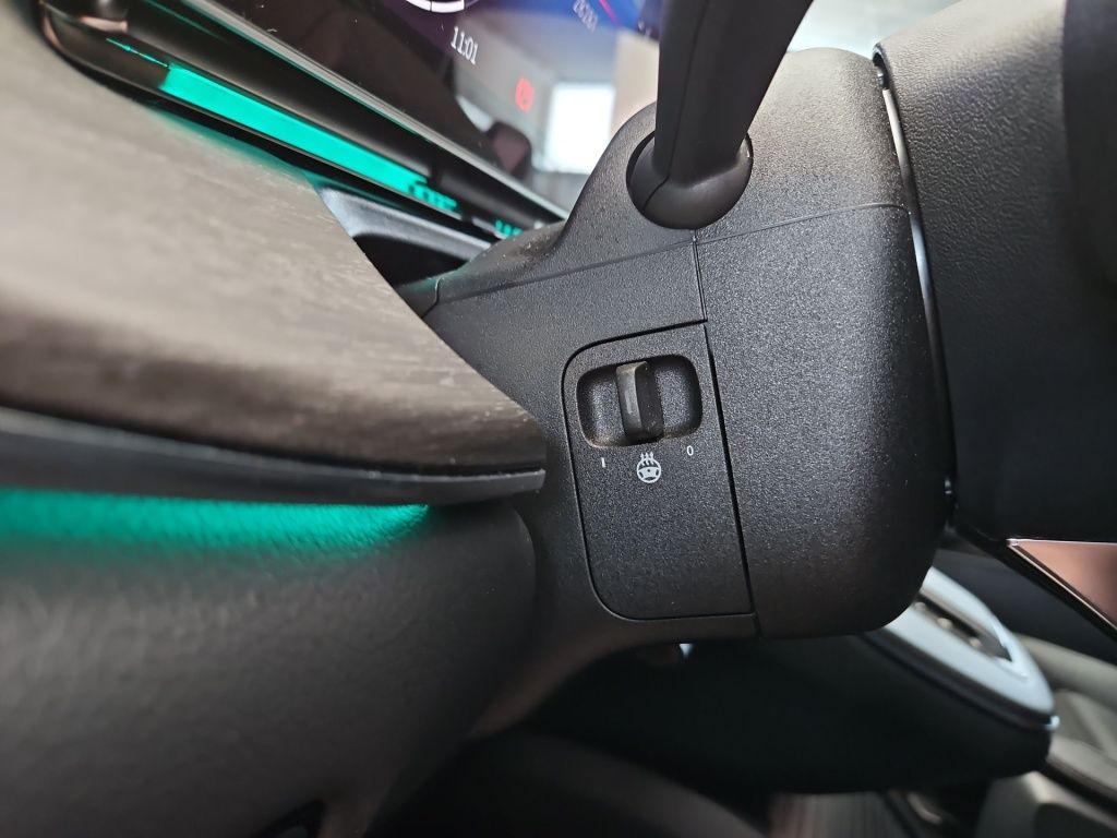 Fahrzeugabbildung Mercedes-Benz V 300 d AVG lang 7 Sitze STHZ DISTRONIC AHK SOUN