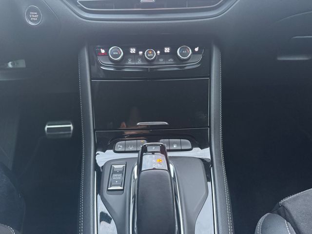 Grandland Plug-in-Hybrid 1.6 DI Automatik GSe