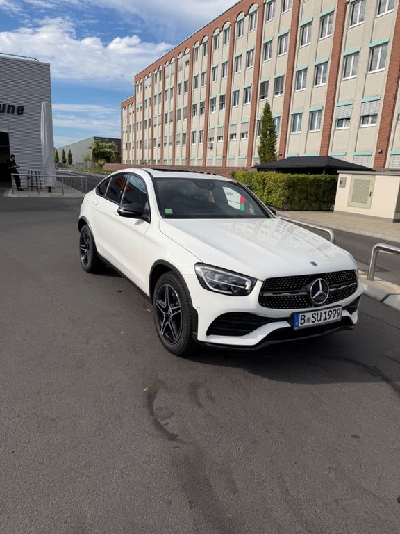 Image of Mercedes-Benz GLC 220