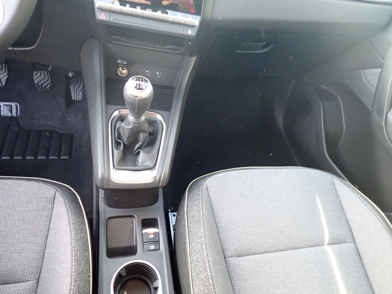 Fahrzeugabbildung Renault Captur KISS TCe 90