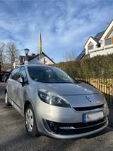 Renault Grand Scenic 1.6 dci (gepflegt) - Renault Grand Scenic in München