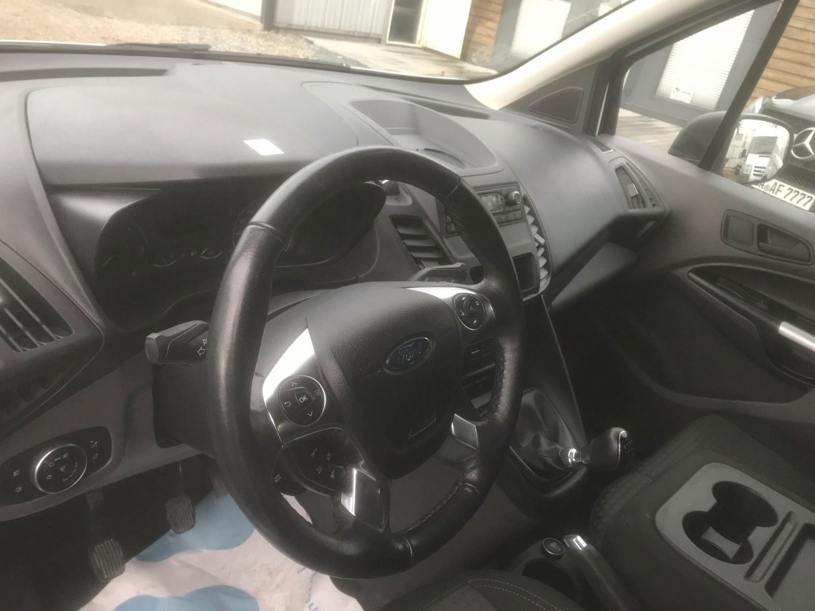 Fahrzeugabbildung Ford Transit Connect Kasten lang Trend,AHK,SHZ,SHg