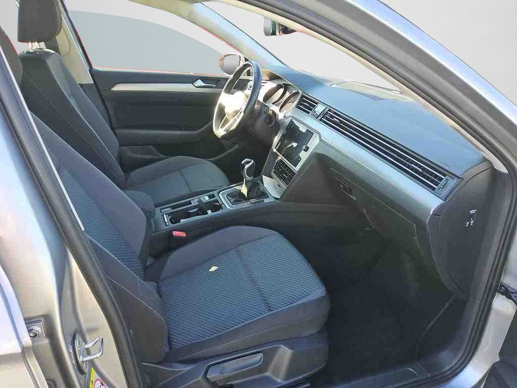 Volkswagen Passat Variant - Bild 6