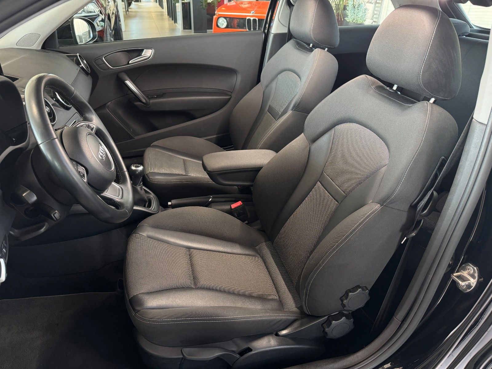 Fahrzeugabbildung Audi A1 1.4 TFSI sport   "Klimaautomatik Sitzheizung"