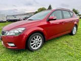 Kia cee'd / Ceed Sporty Wagon CVVT Spirit - Kia cee'd / Ceed aus 2010: Kombi
