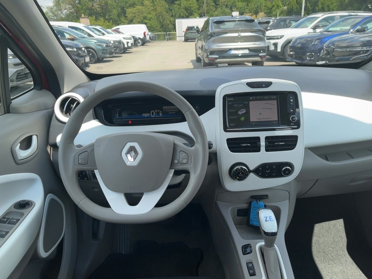 Fahrzeugabbildung Renault ZOE Zoe Life 23,3 KW Batterie **Batt incl.** EPH - mit KI generiert/bearbeitet