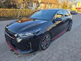 Kia Ceed 1.6T-GDI GT Leder+Kam.Spurasistent - gebrauchte Kia cee'd / Ceed aus dem Jahr 2019