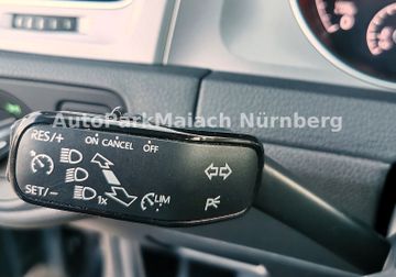 Volkswagen Golf - 9
