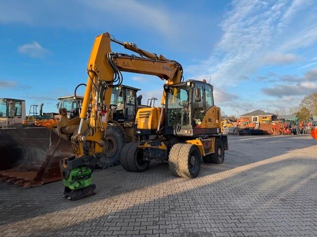 Hydrema MX 16 mit Tiltrotator