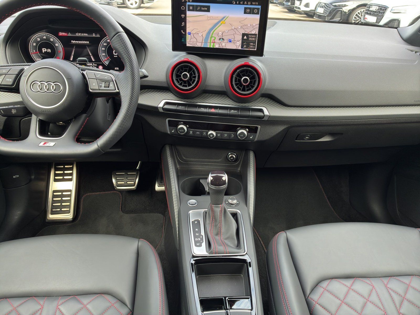Fahrzeugabbildung Audi Q2 35 1.5 TFSI S-Line AHK,Kamera,LED,Leder,Navi