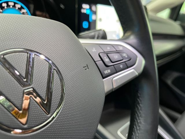 Fahrzeugabbildung Volkswagen Golf Variant VIII 1.5 TSI DSG ACTIVE NAVI KAMERA