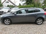 Volvo V40 Kinetic - Volvo V40 in Berlin
