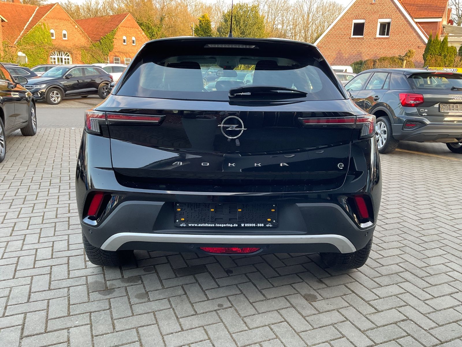 Fahrzeugabbildung Opel Mokka-e 100 kW,Kamera,Navi,Telefon,50KWH