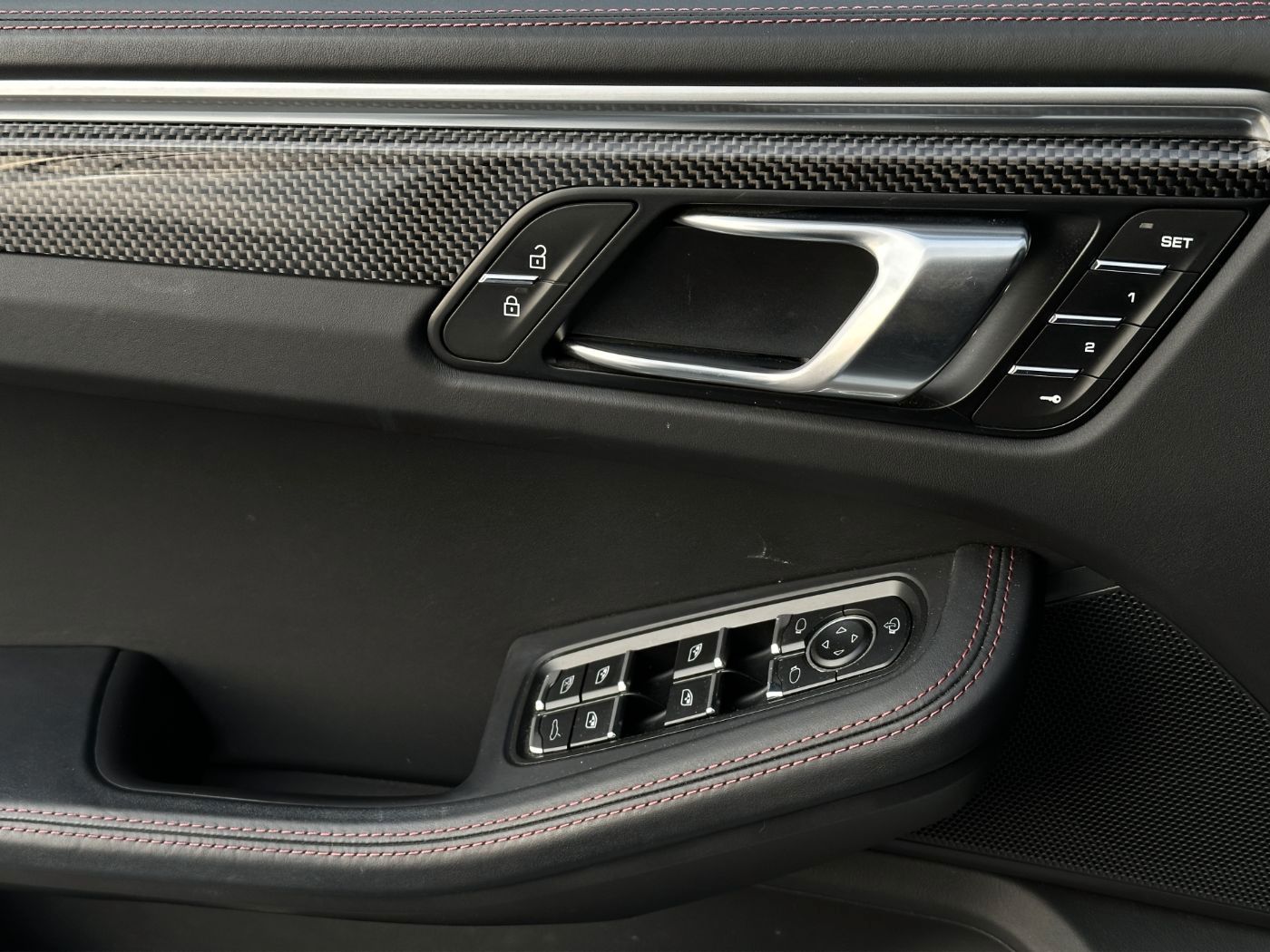 Porsche Macan GTS Burmester PASM Sportsitze PANO foto 20