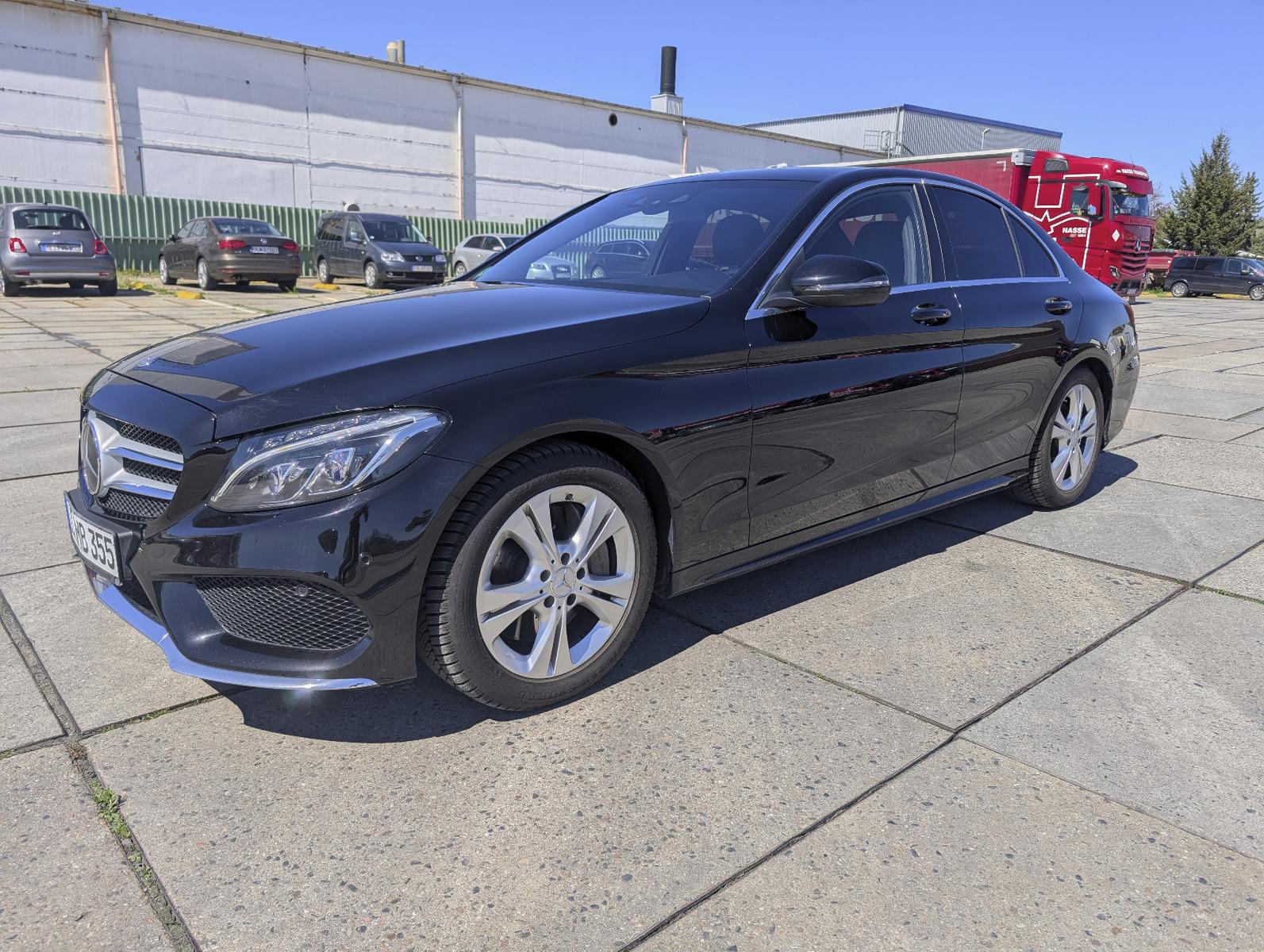 Mercedes-Benz C 250 AMG LED AHK Navi 2.Hand MB Scheckheft