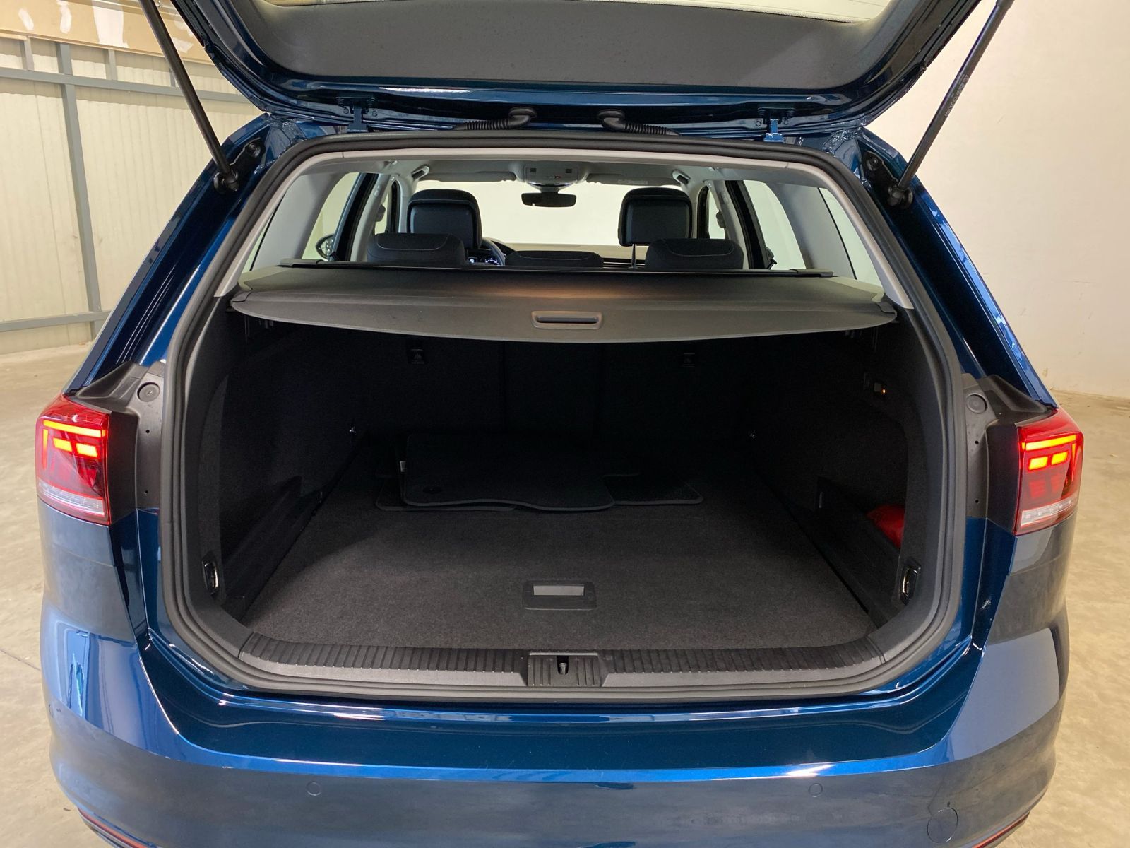 Volkswagen Passat - Bild 9