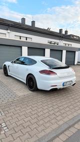 Porsche Panamera GTS Facelift Vollausgesta... - Porsche Panamera Facelift Gebrauchtwagen