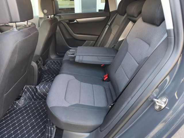 Volkswagen Passat Variant Comfortl*DSG*Bi-Xen*Navi*PDC*